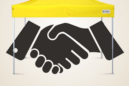 Dankzij u helpen we: Ondersteuning met opvouwbare tenten — al meer dan 330 organisaties in Europa